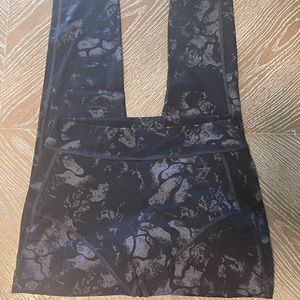 Gymshark KKFIT leggings size medium- good condition